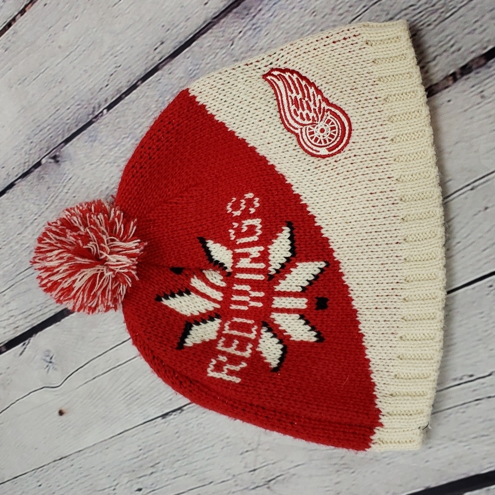 Red Wings Knit Hat